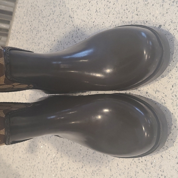 COACH RAIN BOOTS - Picture 4 of 8